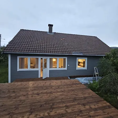 Apartman 6-bedroom With Scenic Views *