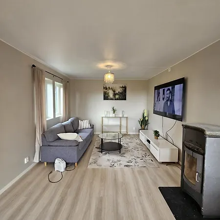 Lejlighed 6-bedroom With Scenic Views *