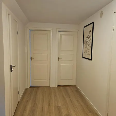 Apartman 6-bedroom With Scenic Views *